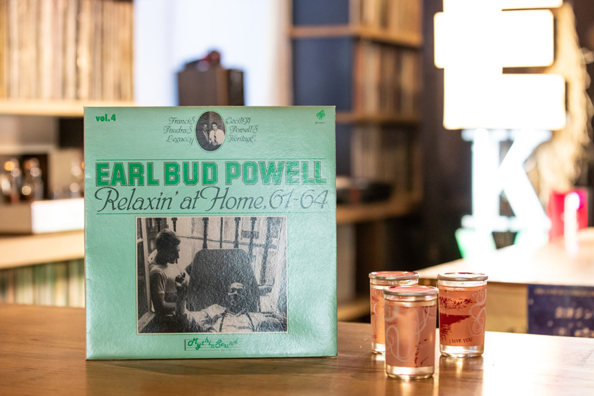 Yamanoi 40 Cup x Relaxin’ at Home, 61–64 by Bud Powell